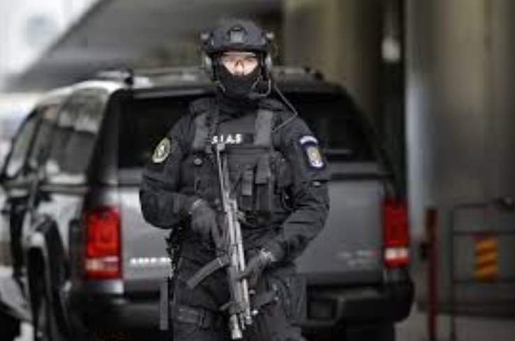 Romania detained six people on charges of trying to overthrow the state with Russia's help, prosecutors said on Thursday, and a 101-year-old former army major general said his home had been raided as part of the investigation. (X/@AlexandruC4)