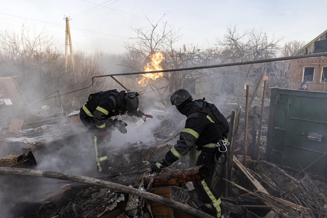 In this photo provided by the Ukrainian Emergency Service, firefighters put out the fire following a Russian air attack in Kostiantynivka, Donetsk region, Mar. 7, 2025. (AP)