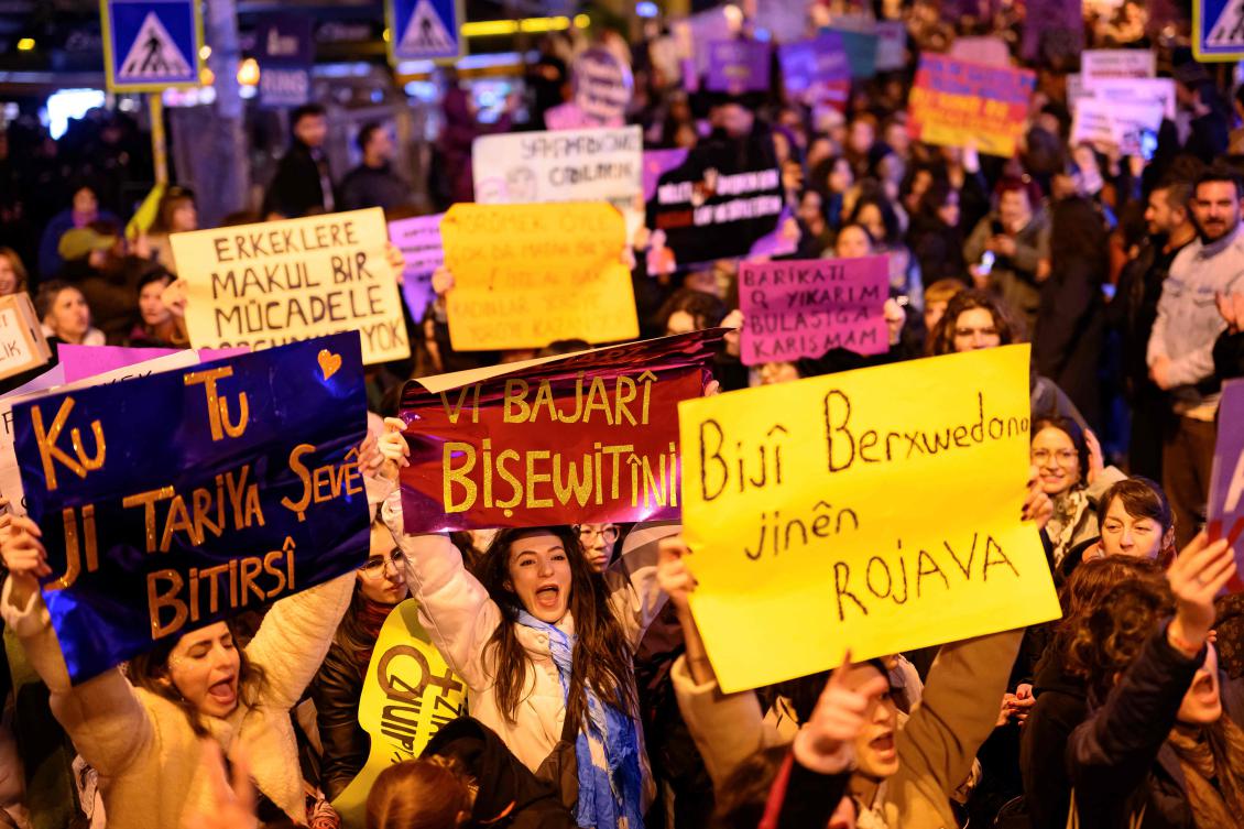 Some 200 detained after Istanbul Women’s Day march: organizers