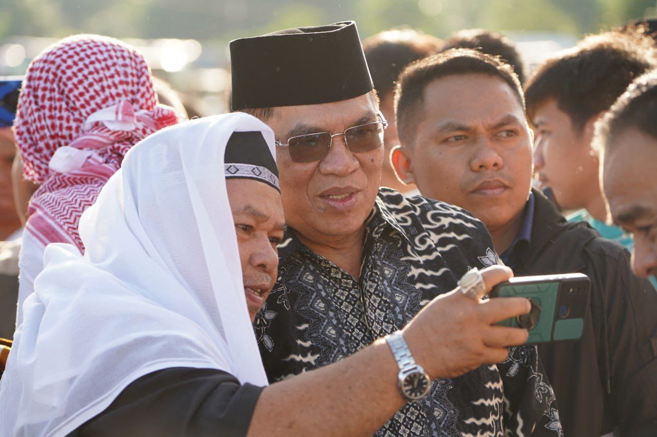 In this file photo, Abdulraof Macacua poses for a photo at an Eid Al-Fitr celebration in Sultan Mastura, Maguindanao on April 22, 2023. (Governor Abdulraof A. Macacua via Facebook)