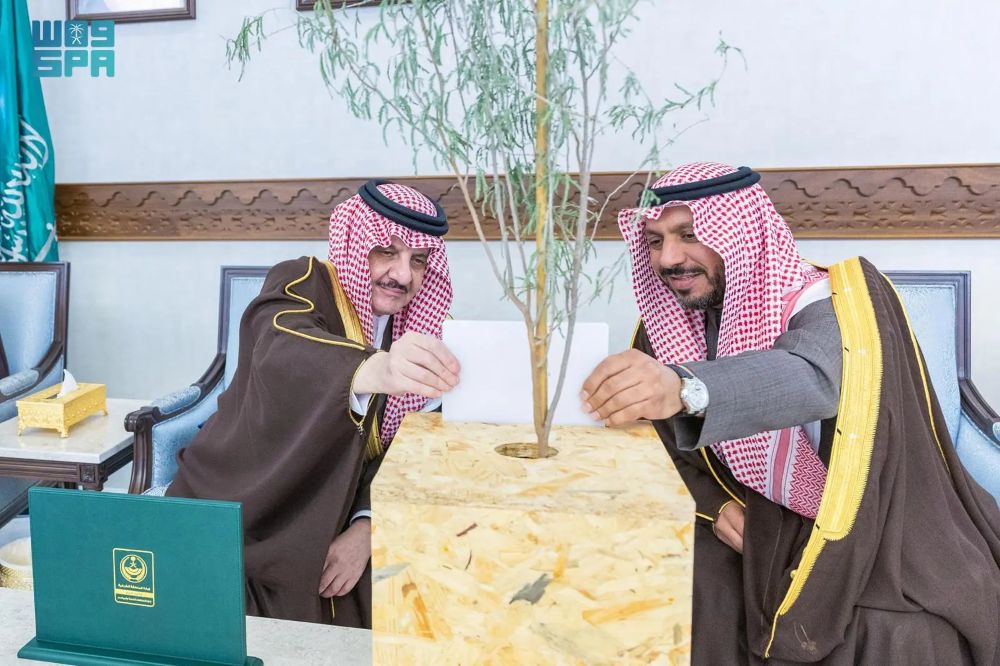 Eastern Province Gov. Prince Saud bin Naif bin Abdulaziz inaugurated the Green East initiative. (SPA)