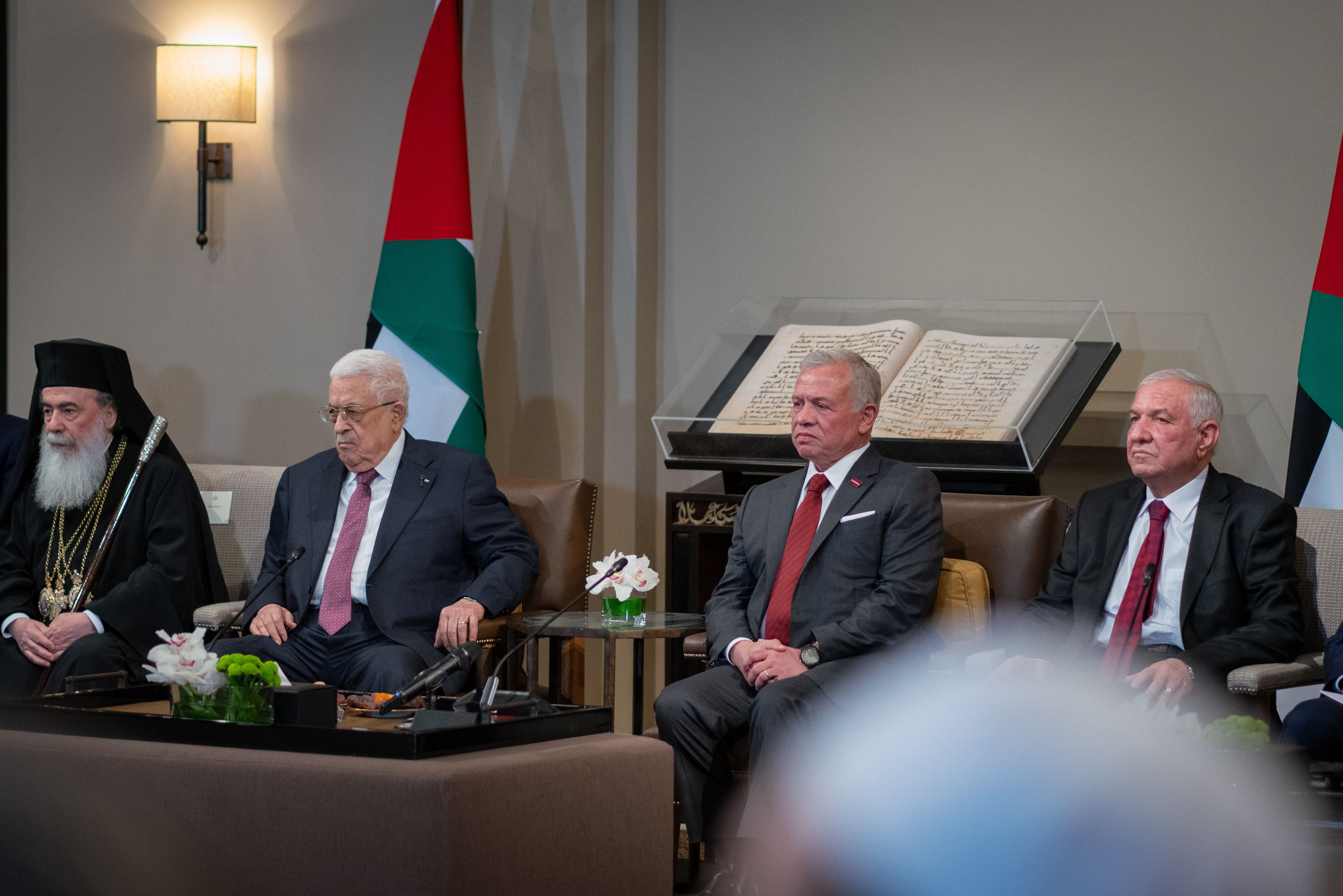 Jordan’s king hosts Ramadan iftar in Amman for Palestinian president and guests from Jerusalem