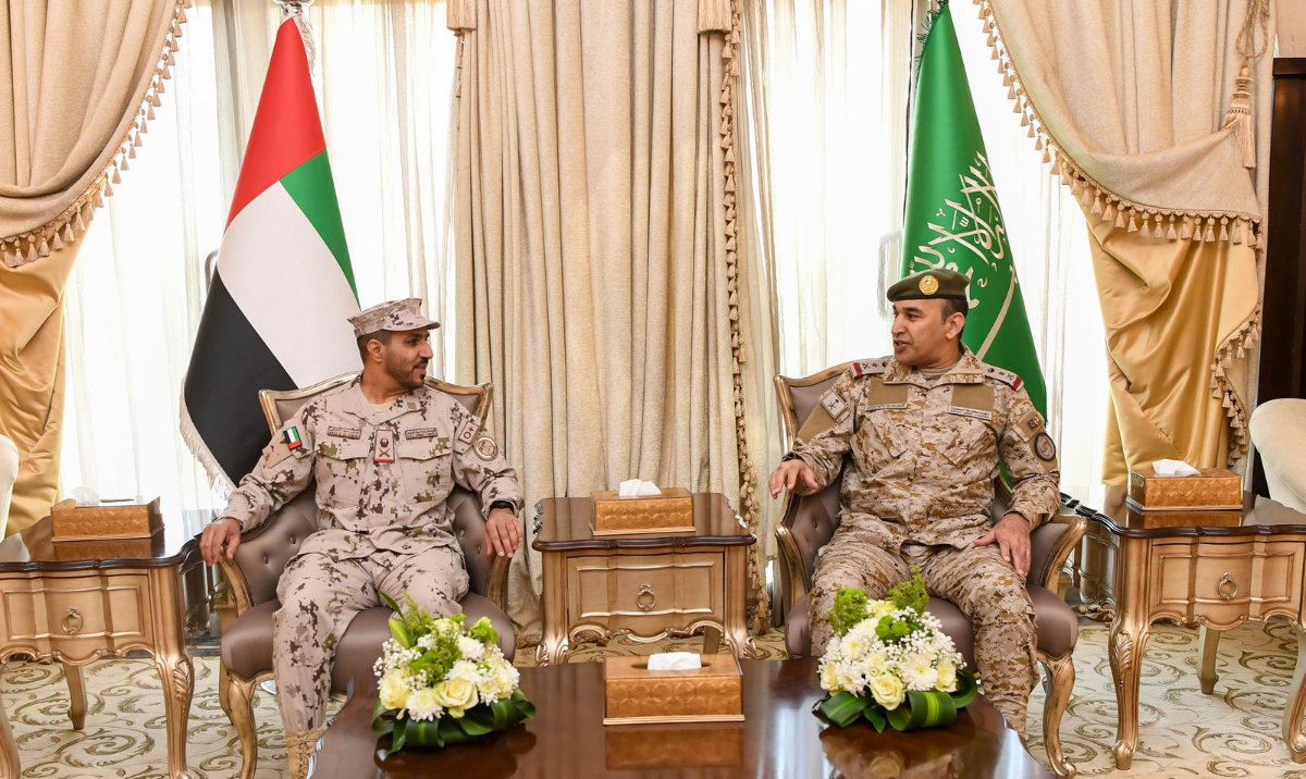 Saudi joint forces chief receives UAE counterpart and delegation