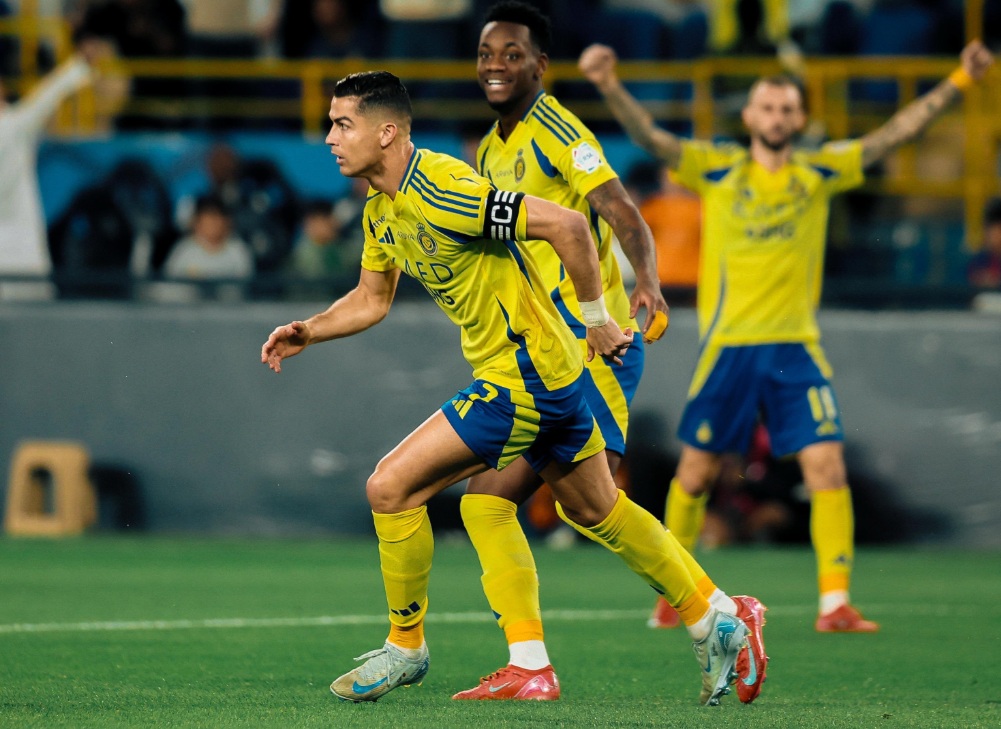 Ronaldo leads Al-Nassr to third in table