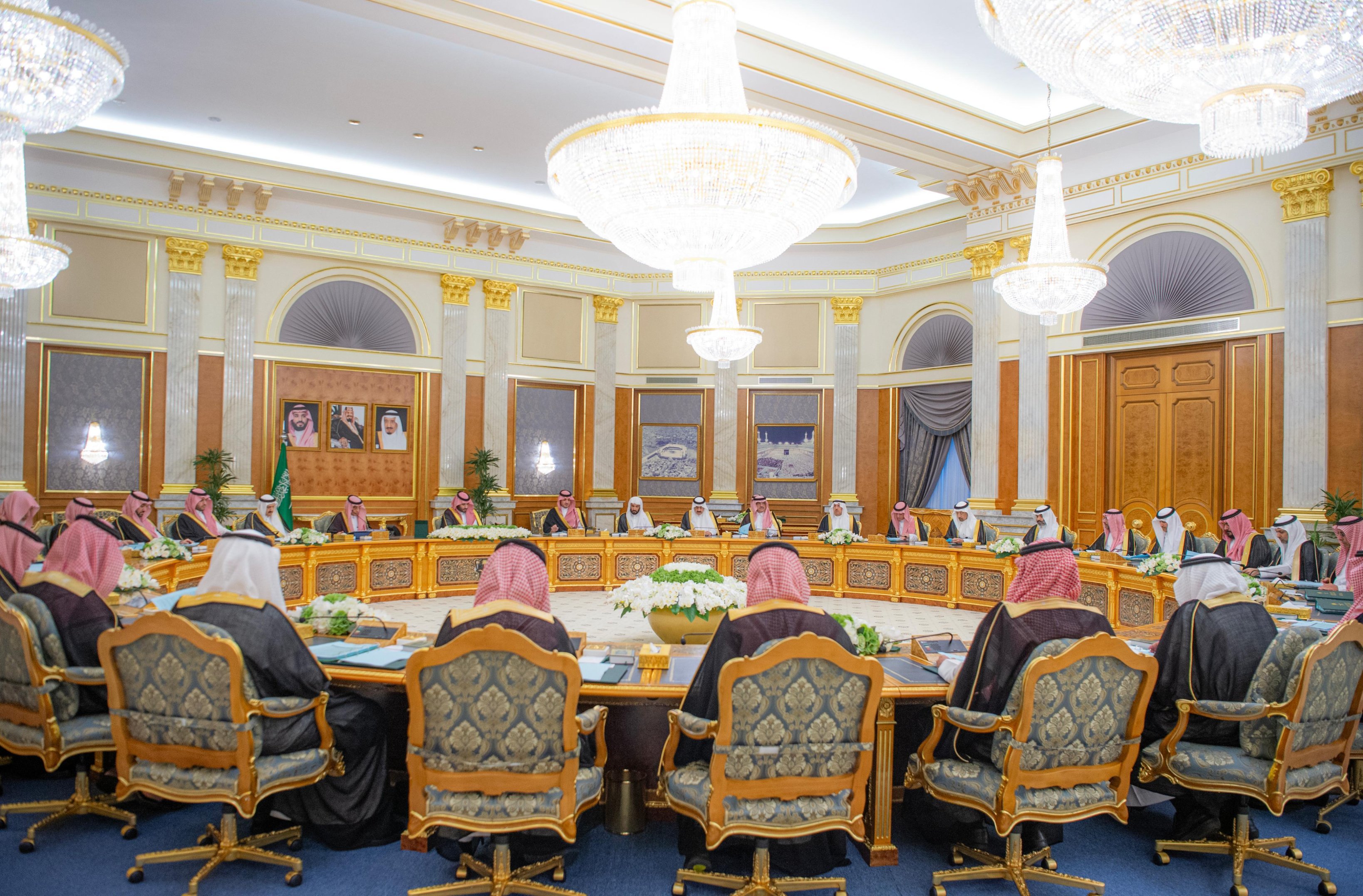 The cabinet continued to follow up on developments in the Arab, regional, and international arenas. (SPA)