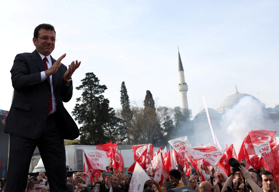 The arrest came after a search of Ekrem Imamoglu’s home, a day after a university invalidated his diploma. (FILE/REUTERS)