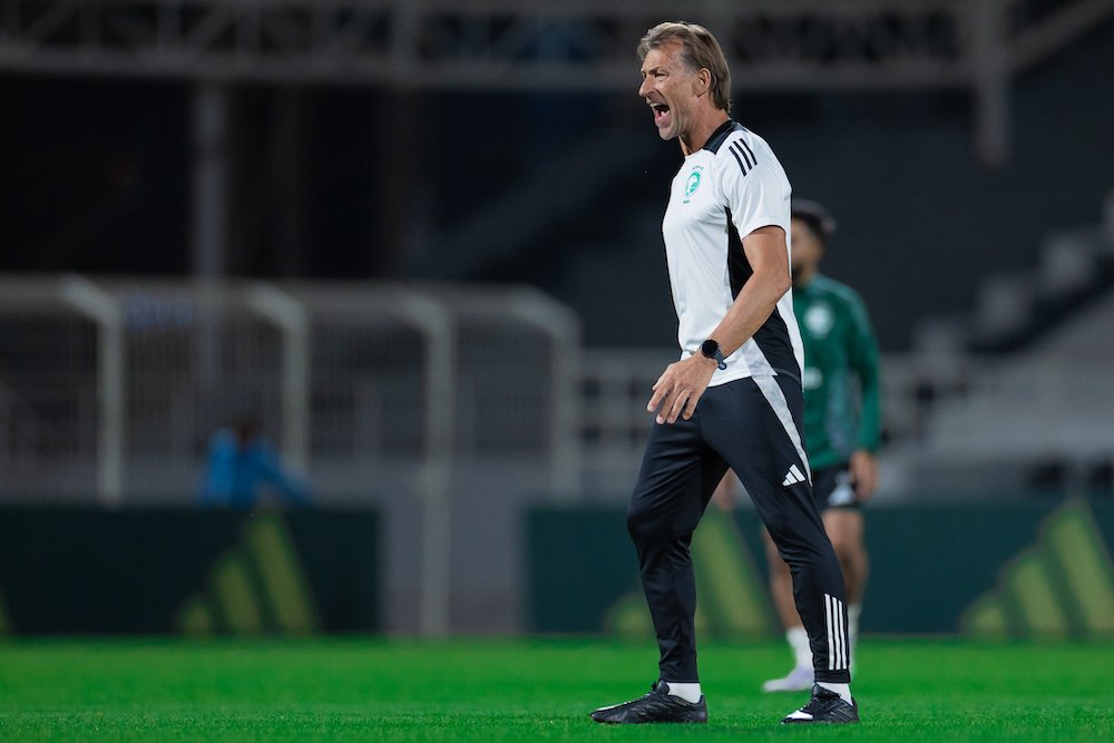 Herve Renard during Saudi Arabia’s latest training session ahead of the World Cup qualifier against China in Riyadh. (X: @SaudiNT)