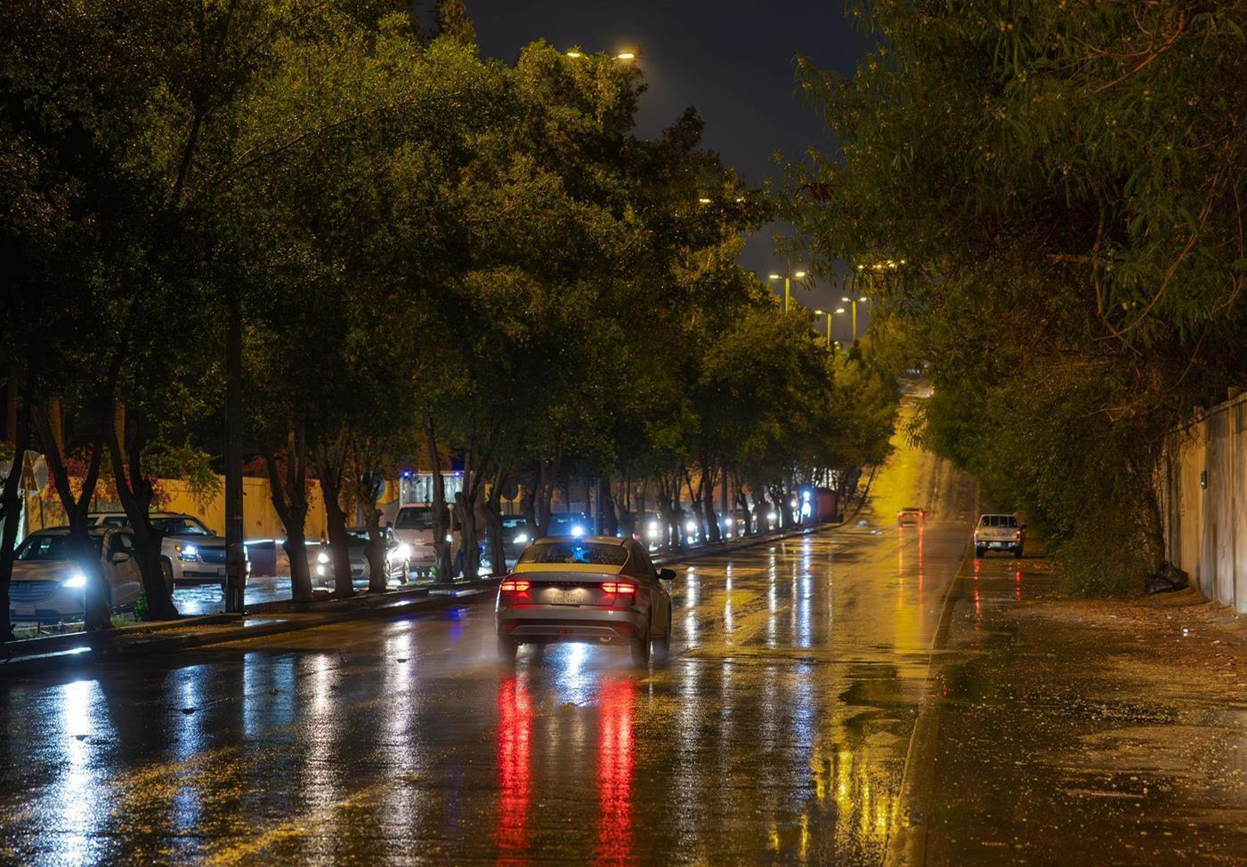 The Civil Defense has urged the public to monitor official channels and social media platforms for the latest weather updates. (SPA)