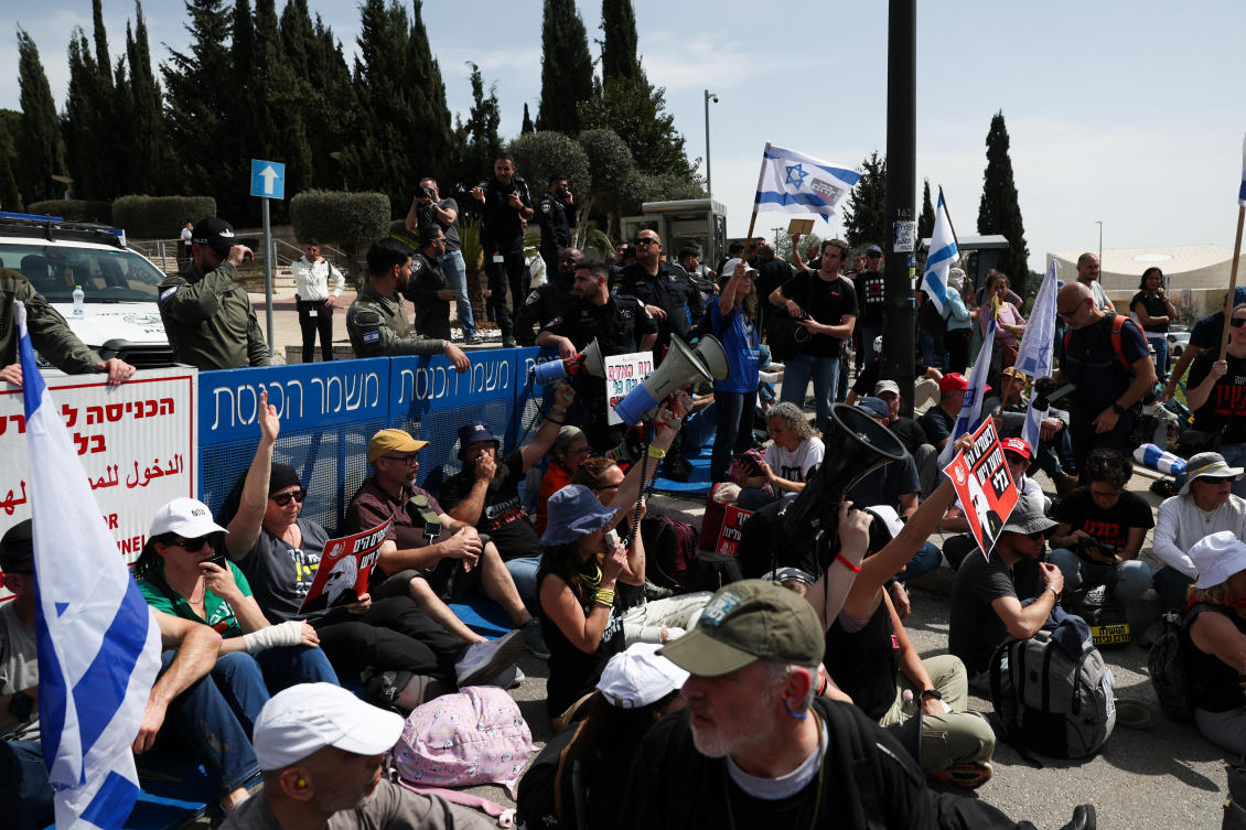 Demonstrators block the entrance to the Knesset, Israel Parliament, protesting against moves by the Israeli government to fire the Attorney General Gali Baharav Miara in Jerusalem March 25, 2025. (Reuters)