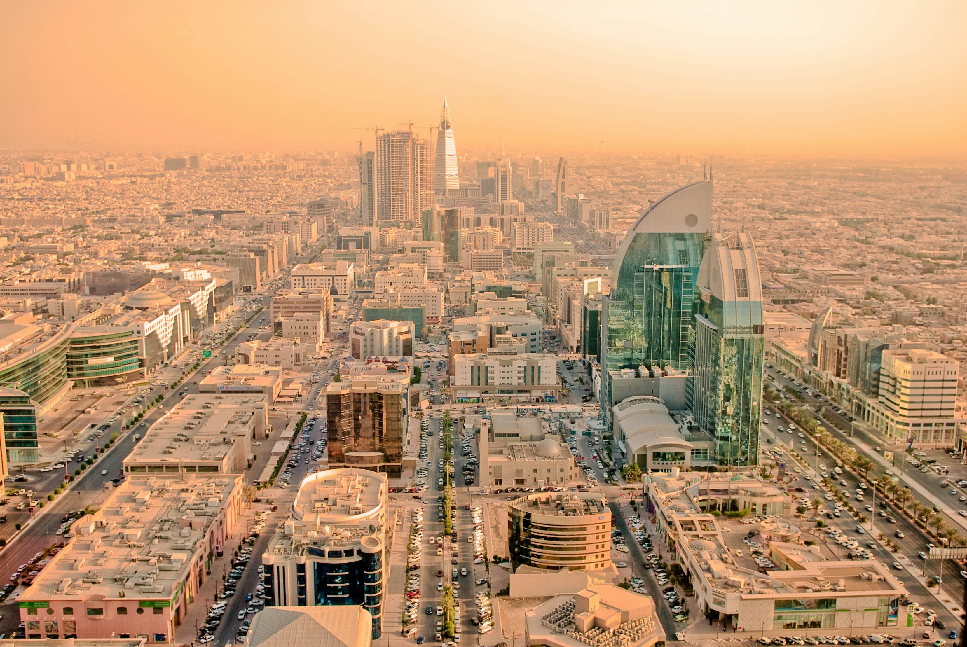 In Riyadh’s residential sector, villas continued to dominate, accounting for 53.3 percent of the overall transactions. FIle