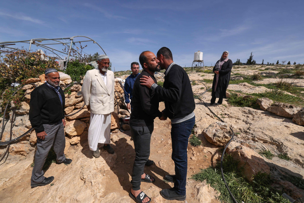 Academy apologizes after stars say it ‘failed to defend’ Palestinian filmmaker