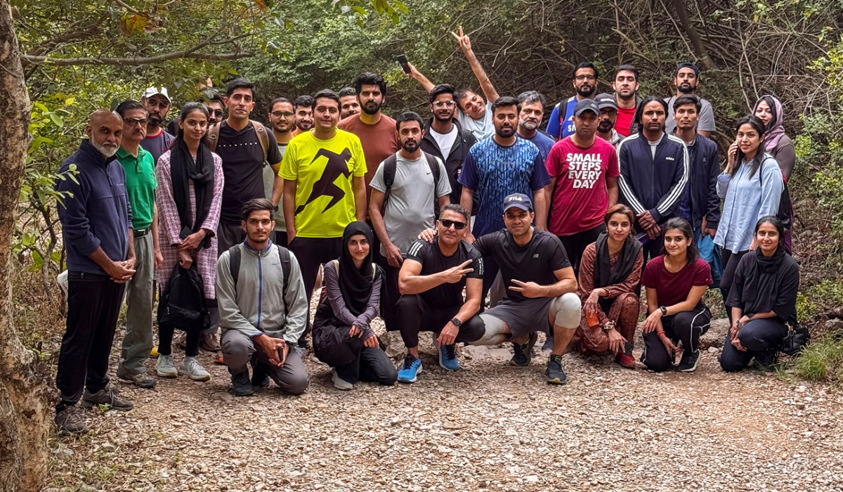 Fitness enthusiasts challenge themselves with pre-iftar hikes in Pakistani capital