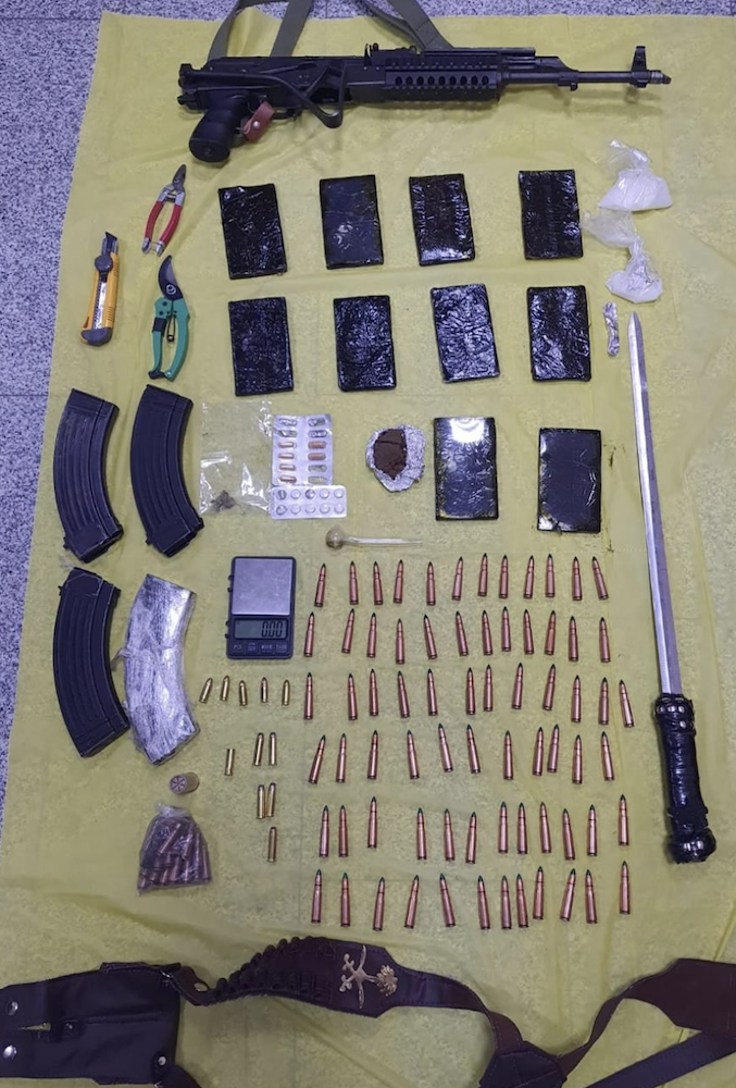 Jordanian authorities arrest 10 drug traffickers in major anti-narcotics operations