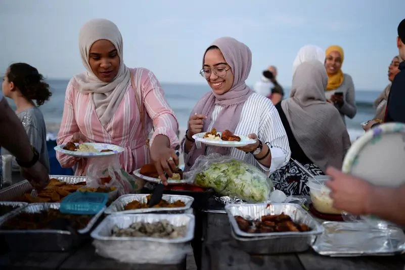 Muslim Americans using iftars to unify community, address important issues