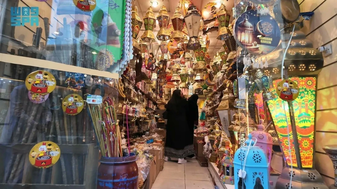 Jeddah's Ramadan shining with lights and beloved Al-Mirkaz Tradition. (SPA)