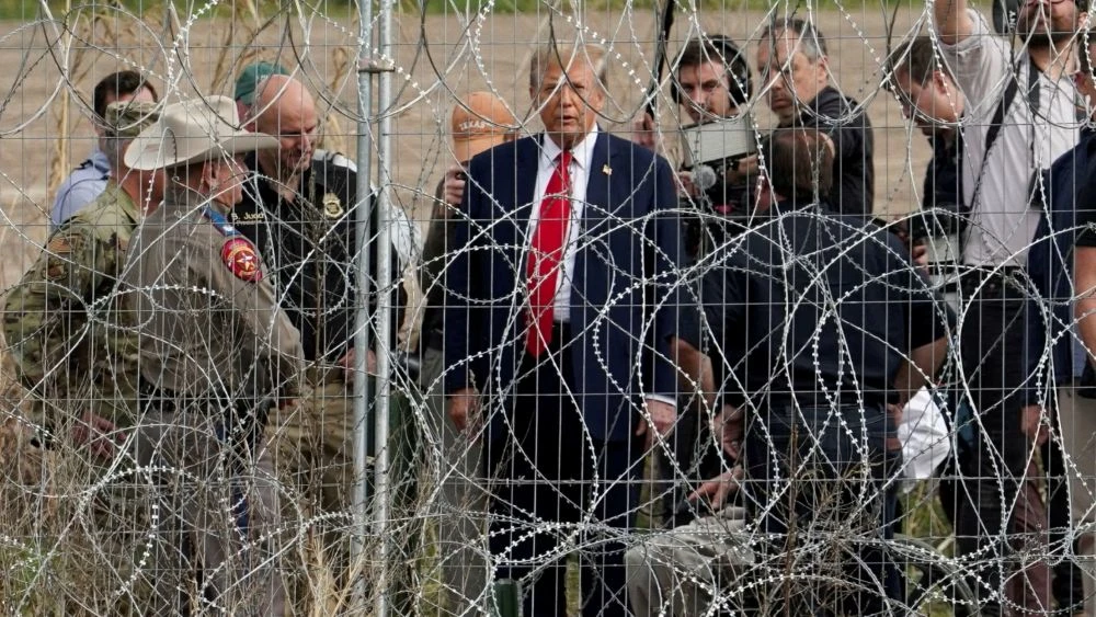 Donald Trump visits the US-Mexico border at Eagle Pass, Texas, as viewed from the Mexican side, Feb. 29, 2024. (Reuters)