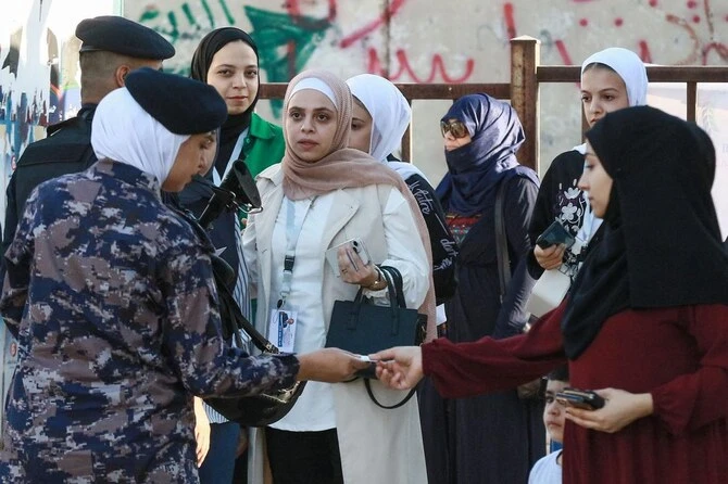 Women’s participation in Jordan’s social, economic, and political spheres has seen significant growth, with notable improvements in education, employment, and leadership roles, according to the latest figures from the kingdom’s Department of Statistics. (AFP/File Photo)