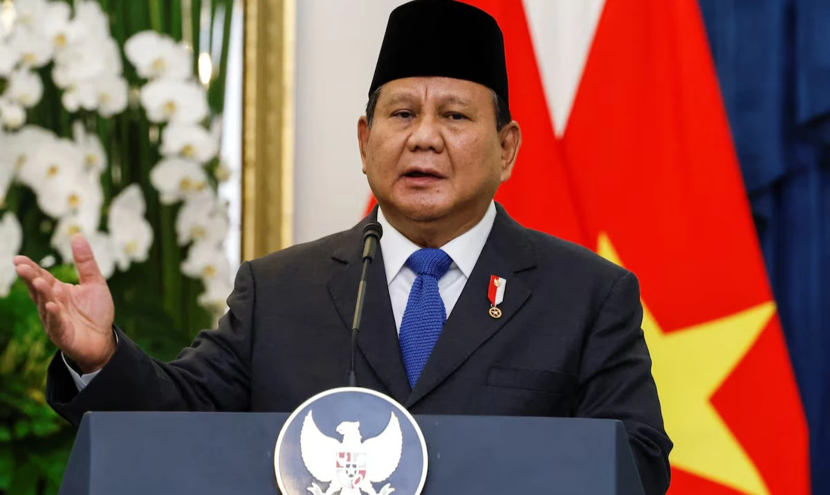 Indonesian President Prabowo Subianto speaks during a press conference with Vietnam's Communist Party General Secretary To Lam (not pictured), at the Merdeka Palace in Jakarta, Indonesia. (Reuters)