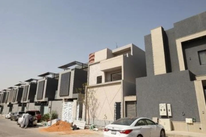 The Kingdom’s Jood Regions 2 housing campaign has exceeded a total of SR1.4 billion $373 million) in donations and agreements received and made, the Saudi Press Agency reported on Thursday. (AFP/File)