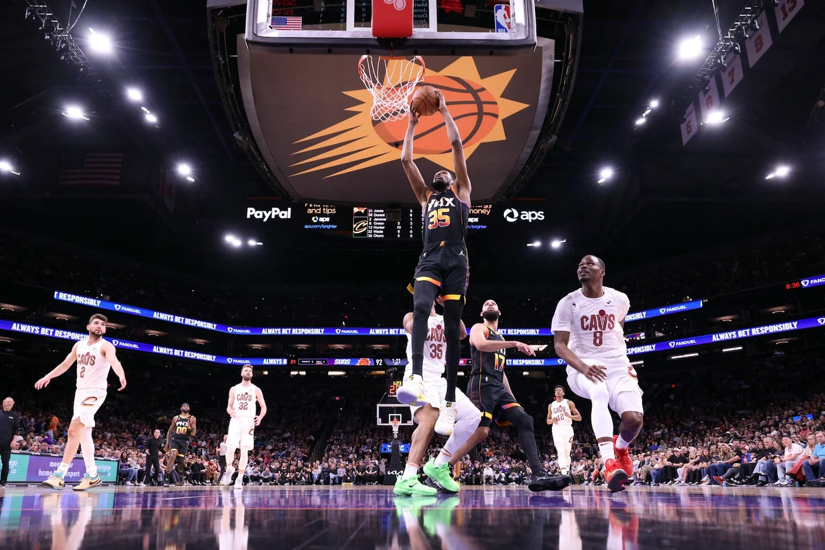 Kevin Durant scores 42 points as Suns eclipse Cavs