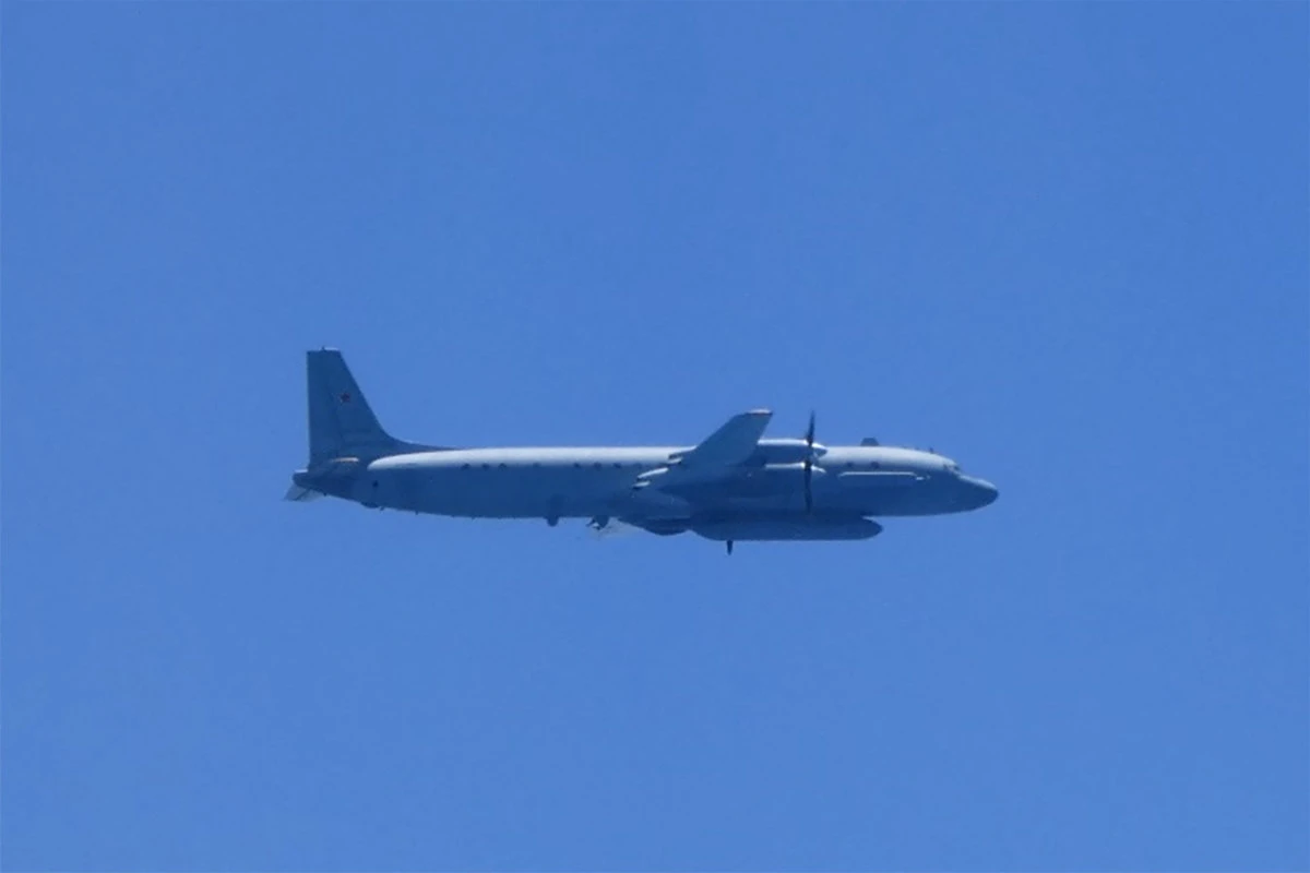 German air force wards off Russian reconnaissance plane
