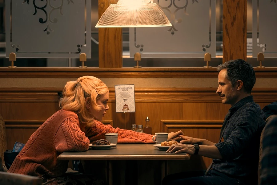 Nicole Kidman and Gael García Bernal star in 'Holland.' (Supplied)