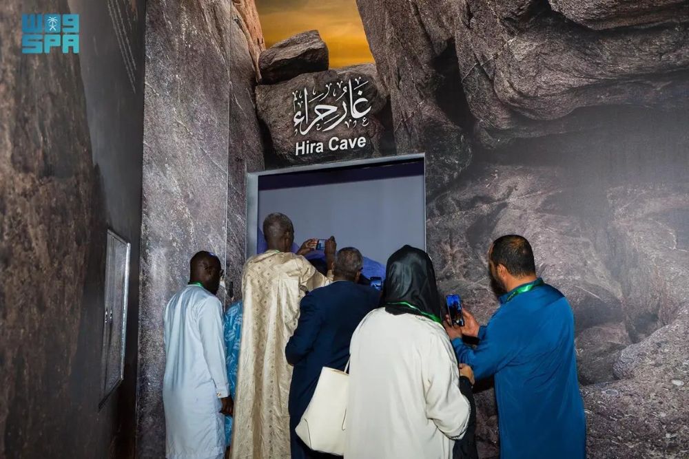 Female tour guides in Makkah have become invaluable to both pilgrims and visitors. (SPA)