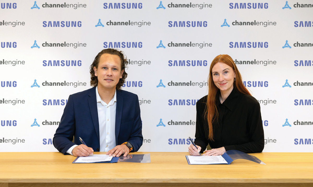 Niels Floors, VP of strategic development and regional lead at ChannelEngine, and Sabrina Wurfel, director of D2C at Samsung Electronics MENA.