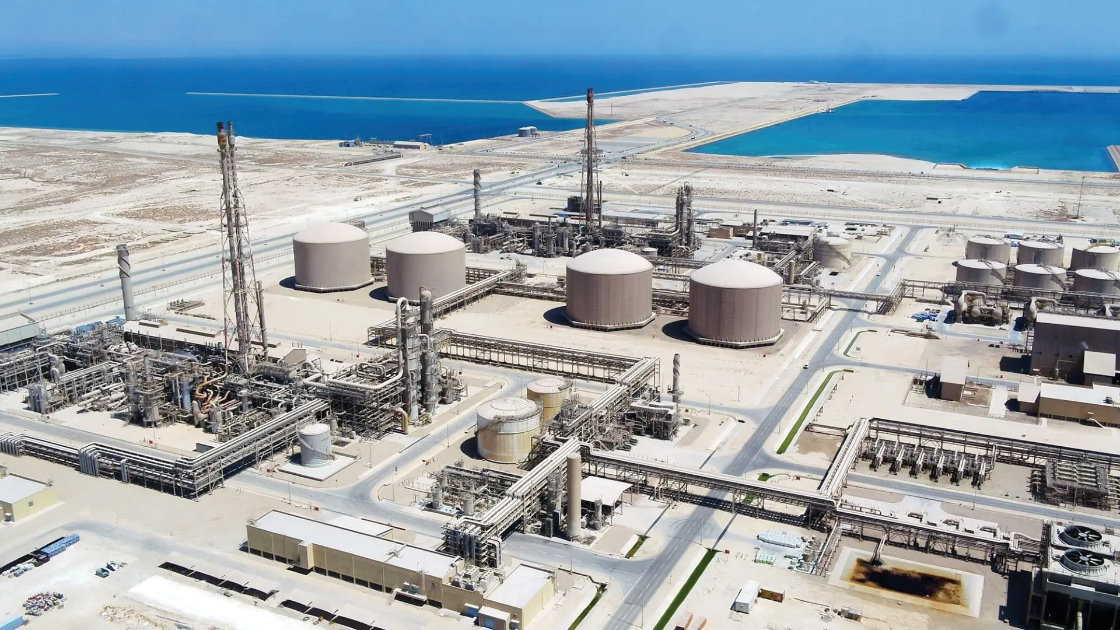 The city’s advanced transport infrastructure facilitates the movement of raw materials and finished goods, ensuring uninterrupted supply to international markets. (SPA)