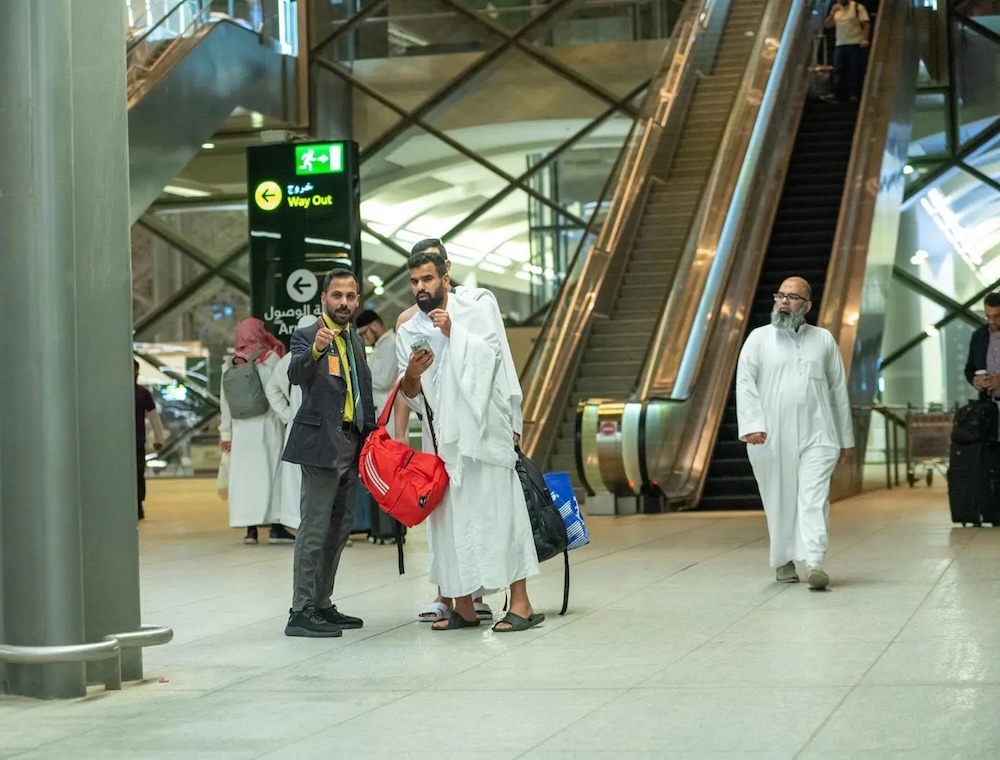 The ministry has designated April 29 as the deadline for the departure of Umrah performers in preparation for the upcoming Hajj season. (SPA)