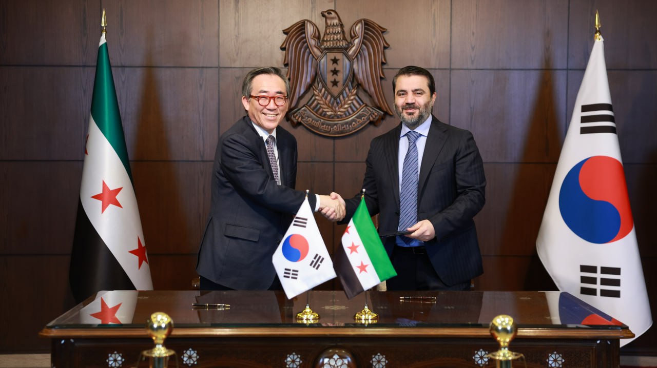 Syrian Foreign Minister Asaad Al-Shaibani and South Korean counterpart Cho Tae-yul in Damascus. (SANA)