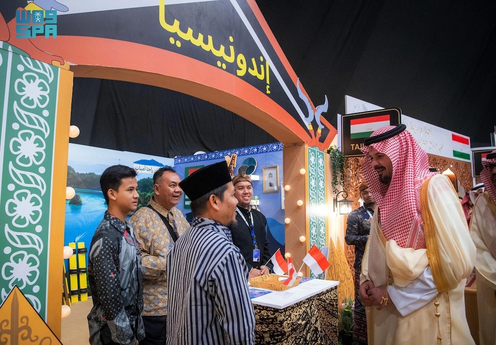 Several officials and diplomats from Arab and Islamic countries attended the opening ceremony for the festival. (SPA)