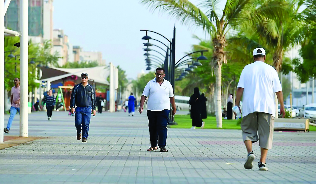 Lifestyle habits like daily walks and wellness tracking may promote preventive care, easing healthcare’s environmental impact. (SPA/Supplied)