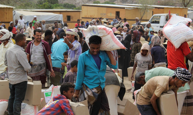 The World Food Program has halted food shipments to Houthi-held areas of Yemen and suspended food distribution there after the militants looted one of its warehouses in the north, its deputy director said Thursday. (Reuters/File)