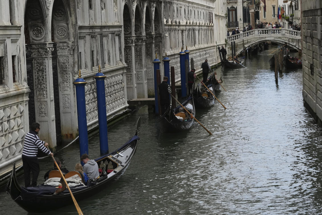 Venice expands its day-tripper tax program in bid to combat overtourism
