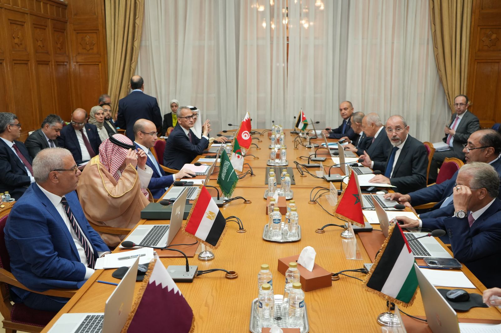 Ayman Safadi, Jordan’s minister of foreign affairs and expatriates, led the ninth meeting of the Arab Ministerial Committee on Wednesday evening in Cairo. (Petra)
