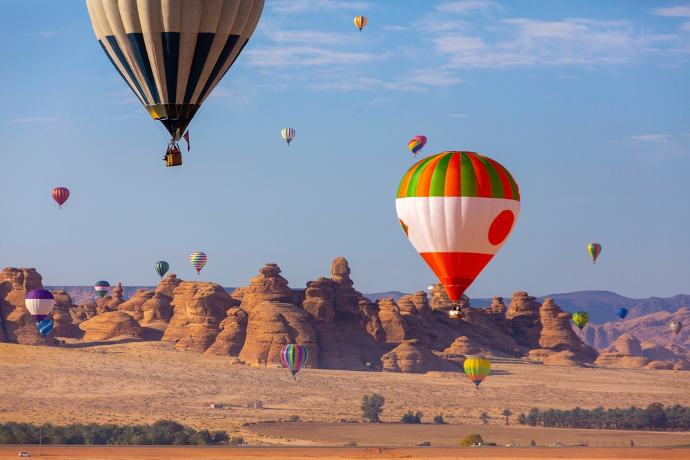 In 2024, international tourist arrivals surged to 29.7 million, up from 18.04 million in 2016, while domestic travelers nearly doubled to 86.2 million during the same period. Shutterstock