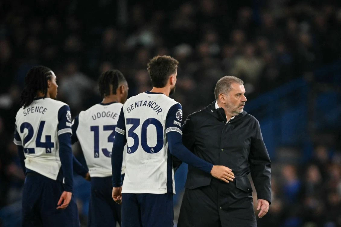 Tottenham Hotspur’s Greek-Australian Head Coach Ange Postecoglou reacts at the end of their English Premier League match against Chelsea at Stamford Bridge in London on Apr. 3, 2025. (AFP)
