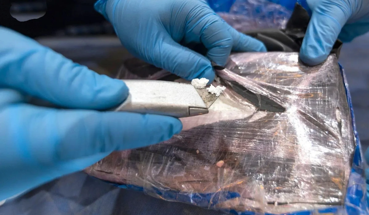 Saudi narcotic control authority at Jeddah Islamic Port successfully foiled an attempt to smuggle 46.8 kg of cocaine concealed in a shipment coming to the Kingdom through the port. (SPA)