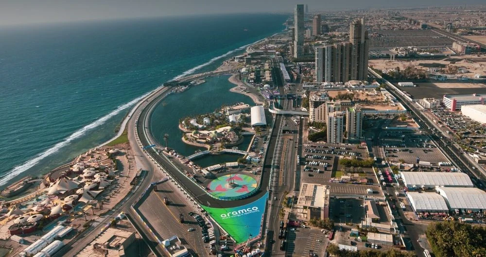 Motorsport fans heading to the Saudi Grand Prix can look forward to an electrifying weekend as they witness the world’s elite drivers compete at the Jeddah Corniche Circuit. (Supplied)