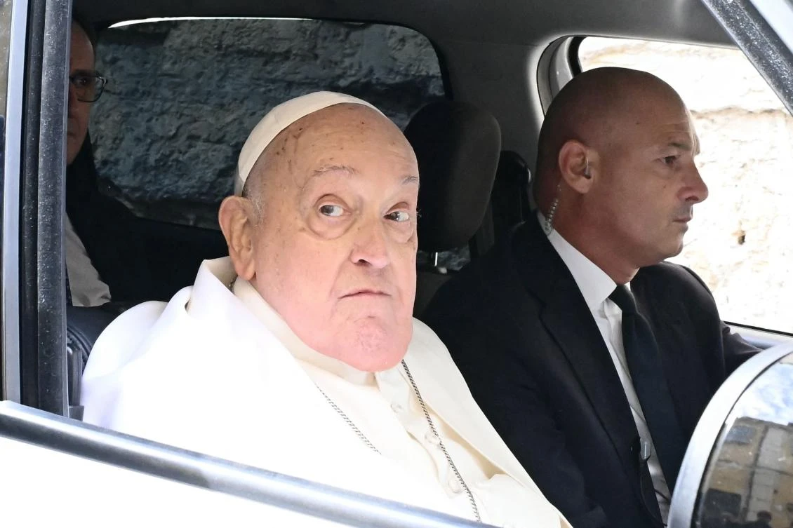 Pope Francis leaves after a private visit at the “Regina Coeli” prison where he met around 70 inmates as part of the Holy Thursday celebrations in Rome, on Apr. 17, 2025. (AFP)