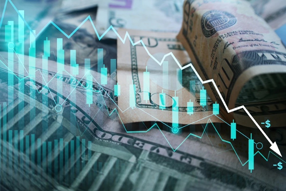 Overall, the GCC’s primary debt issuances totaled $51.51 billion in the first quarter, marking a 7.1 percent decrease from the same period last year. Shutterstock