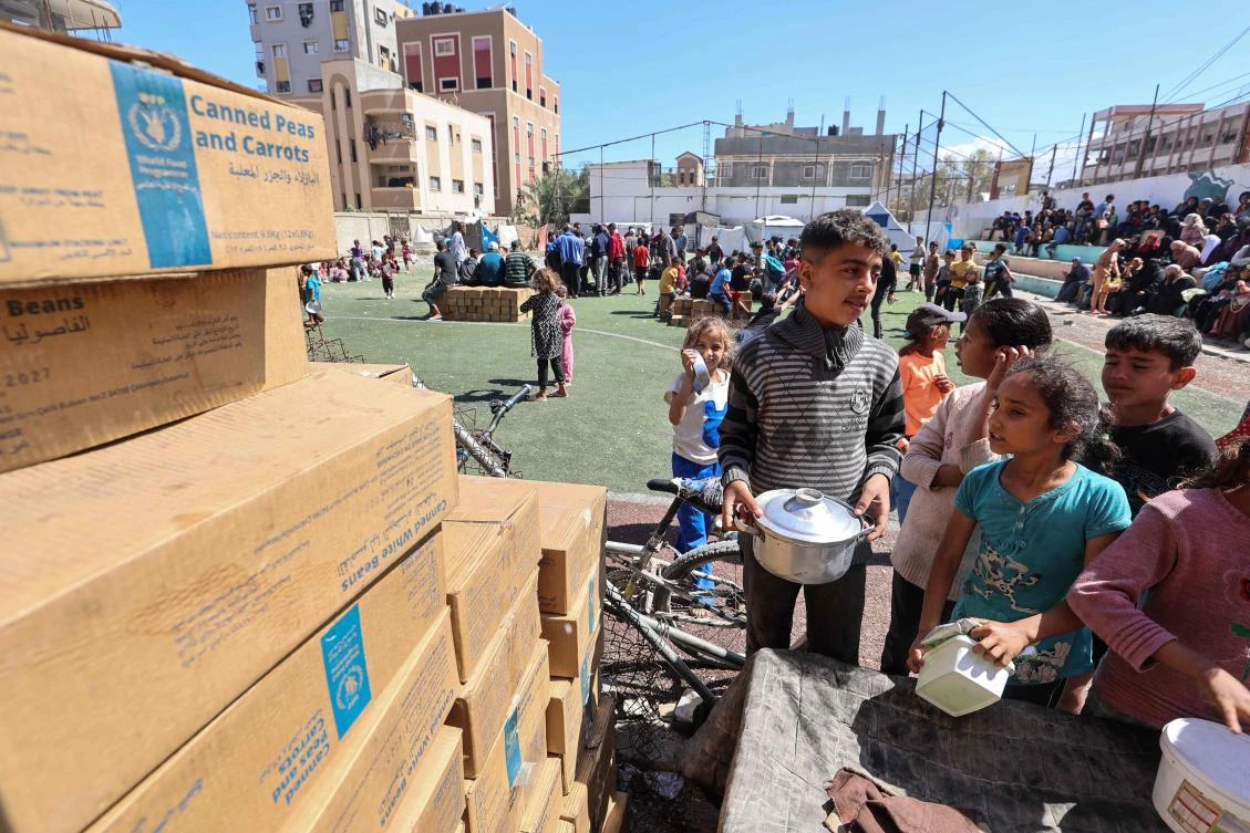 For nearly 60 days, no food, fuel, medicine or other item has entered the Gaza Strip, blocked by Israel. Markets are nearly bare. (AFP)