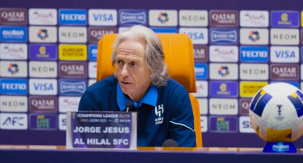 Al-Hilal manager Jorge Jesus says that Al-Ahli’s larger contingent of foreign players will not be a decisive factor when the two sides meet in the AFC Elite Champions League semifinal in Jeddah on Tuesday. (X/@AlHilal_FC)