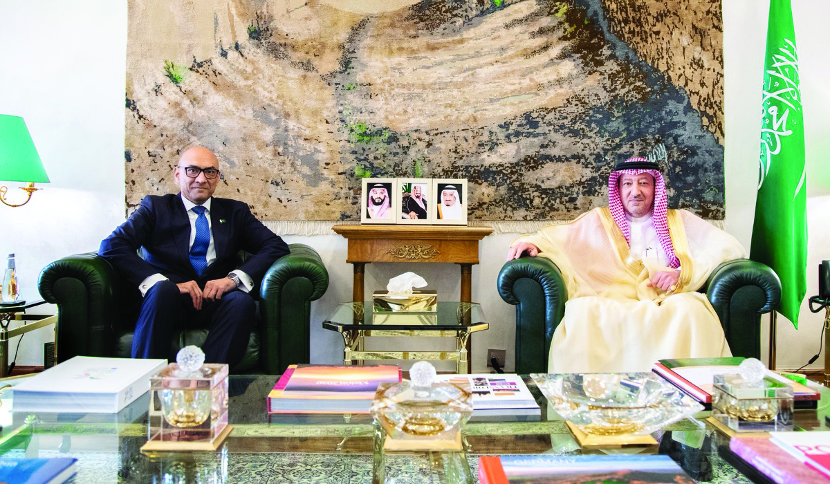 Waleed Elkhereiji (R) holds talks with Ahmed Farooq in Riyadh. (Supplied)