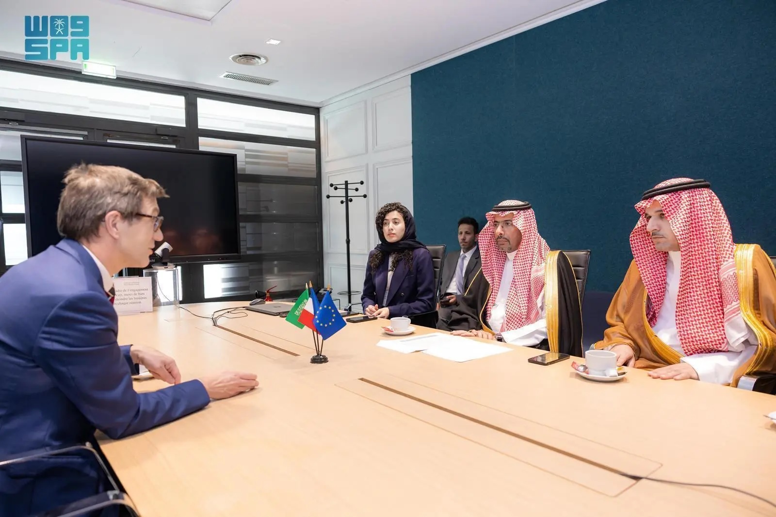 Saudi Minister of Industry and Mineral Resources Bandar Alkhorayef met with senior French officials and executives from leading companies. SPA