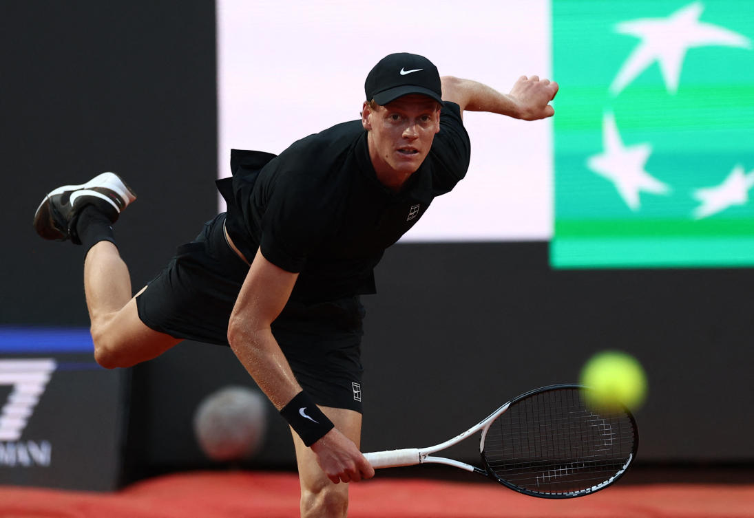 Sinner wins in return from doping ban before home crowd at Italian Open