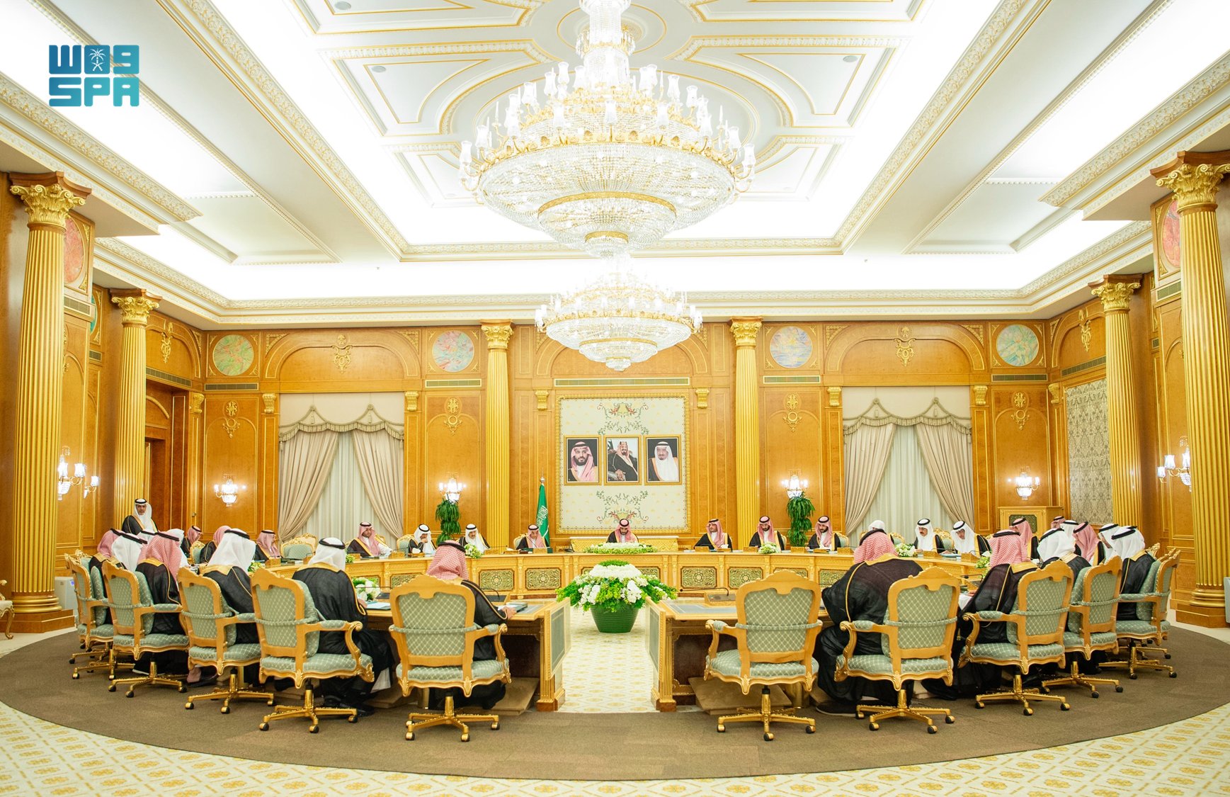 Crown Prince Mohammed bin Salman chaired the weekly Cabinet session in Riyadh on Monday, where ministers welcomed the upcoming official visit of US President Donald Trump to the Kingdom. (SPA)