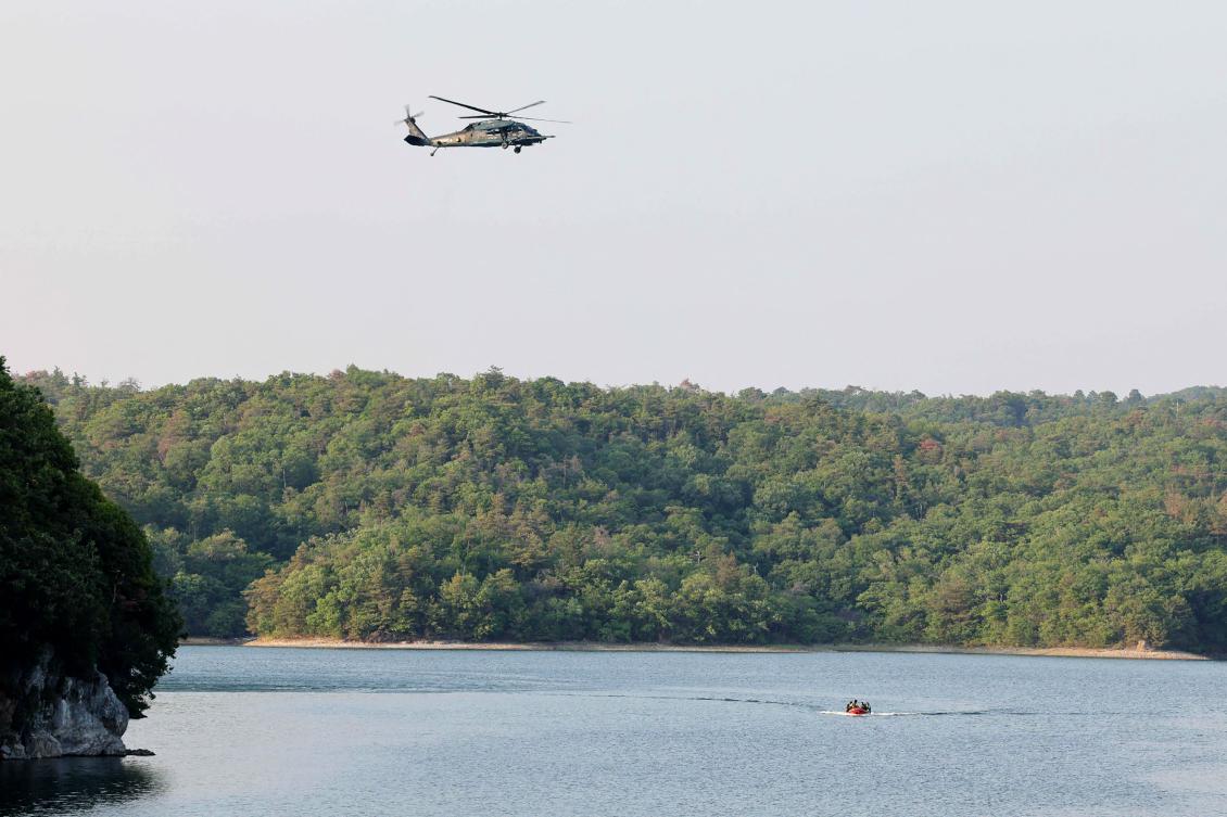 This picture shows Lake Iruka, where a Japan Air Self-Defense Force training plane T-4 crashed, in Inuyama City, Aichi Prefecture, May 14, 2025. (AFP)