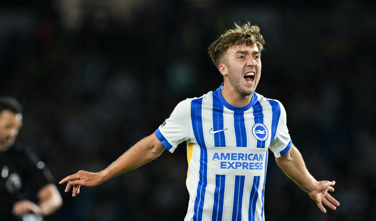Brighton's English midfielder #41 Jack Hinshelwood celebrates at the end of the English Premier League football match between Brighton and Hove Albion and Liverpool at the American Express Community Stadium in Brighton, southern England on May 19, 2025. (AFP)